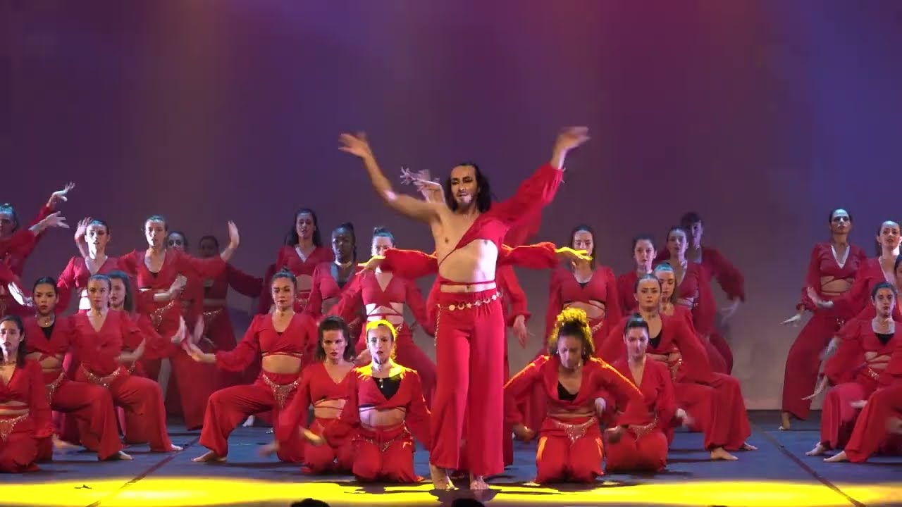 COMMERCIAL GIRLY  - Tous Niveaux - KYINI - Gala Encas-Danses 2023 au Bascala