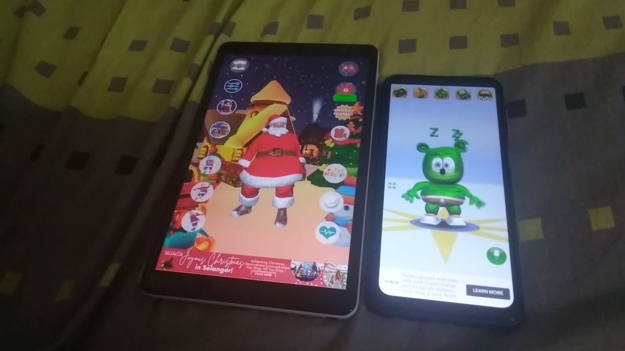Talking Santa Claus & Talking Gummy Bear Echo 545
