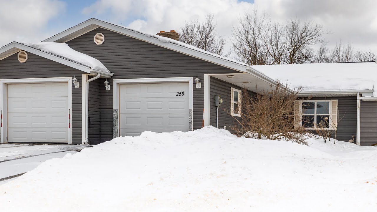 258 Shakespeare Dr, Stratford PEI