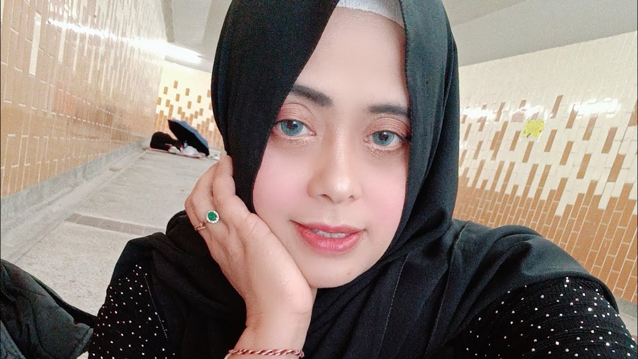 syalwa Official sedang live sekarang!