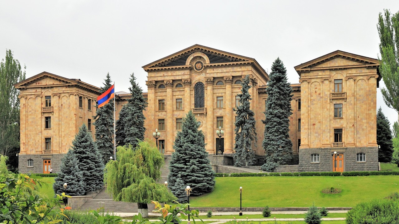 #ՀԻՄԱ. ՇԱՐՈՒՆԱԿՎՈՒՄ Է ԱԺ ՆԻՍՏԸ. #ՈՒՂԻՂ