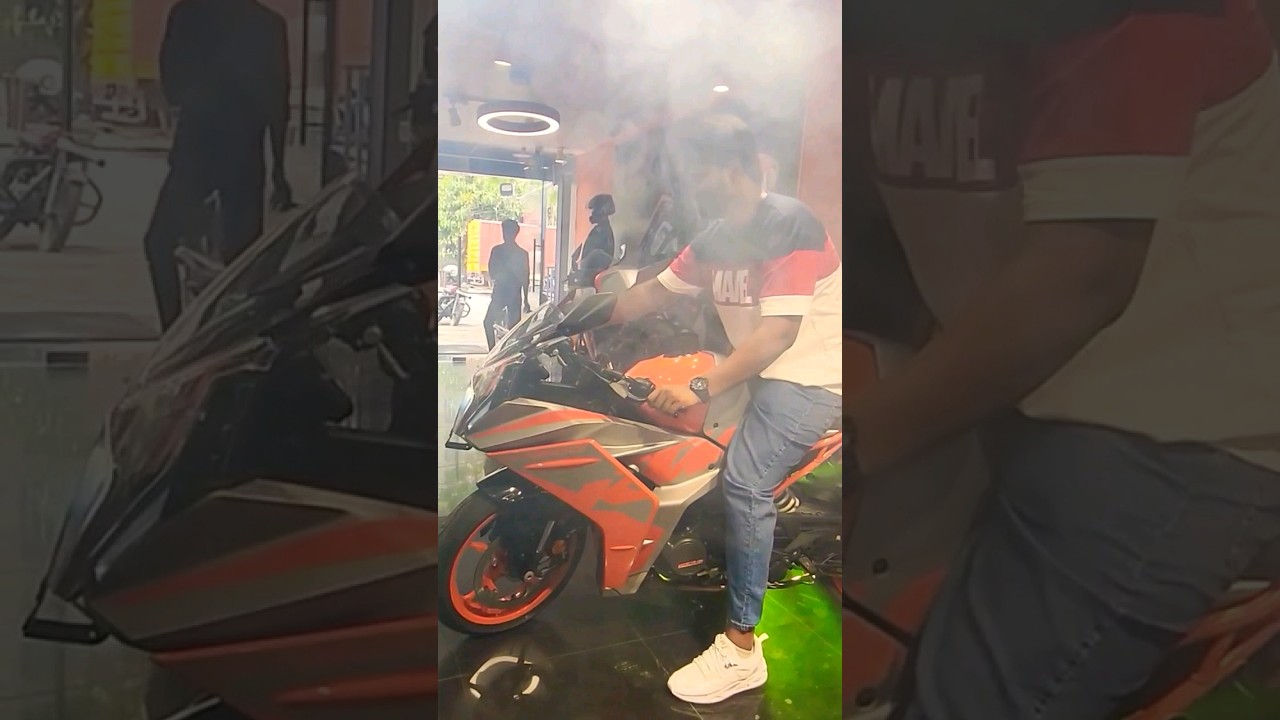 Taking Delivery of KTM RC200 #ktm #ktmofficial #ktmrc200 #bike #automobile #rc200