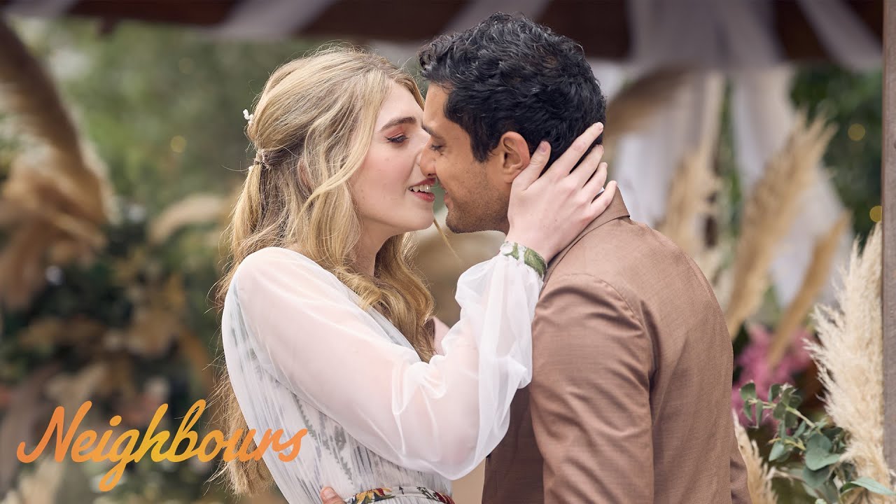 Mackenzie and Haz get Married | Neighbours