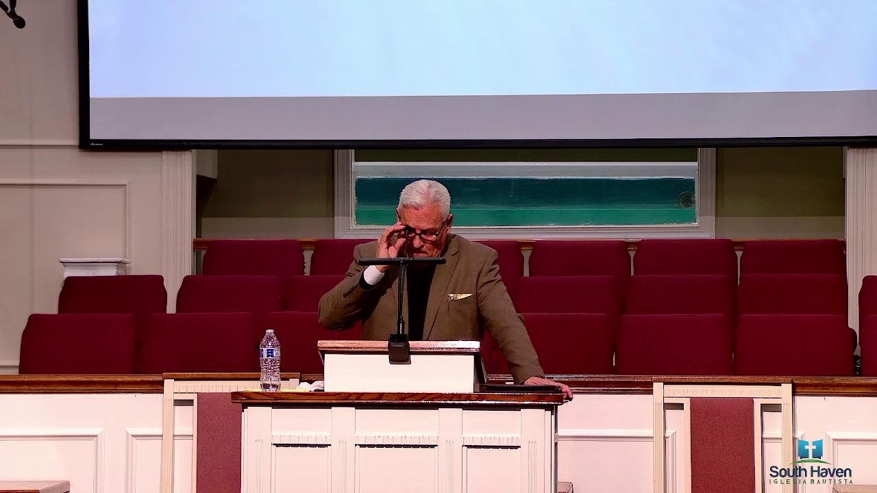 Pastor Fernando Patiño 