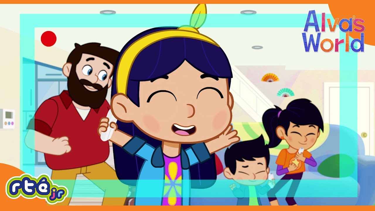 Alva's World | Alva Enjoys Fun Family Time! | RTÉjr