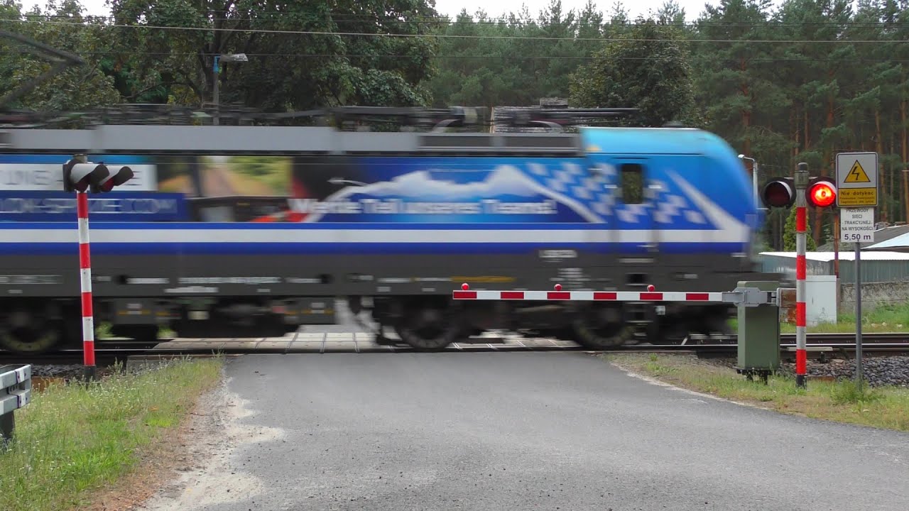 [4K] Przejazd kolejowy - Drzewce #1 | Polish railroad crossing