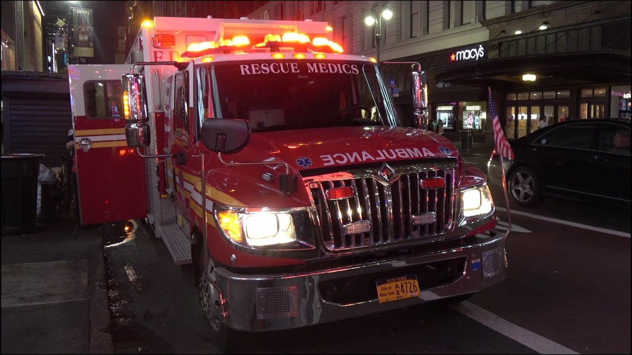 FDNY EMS Rescue Medics Ambulance responding