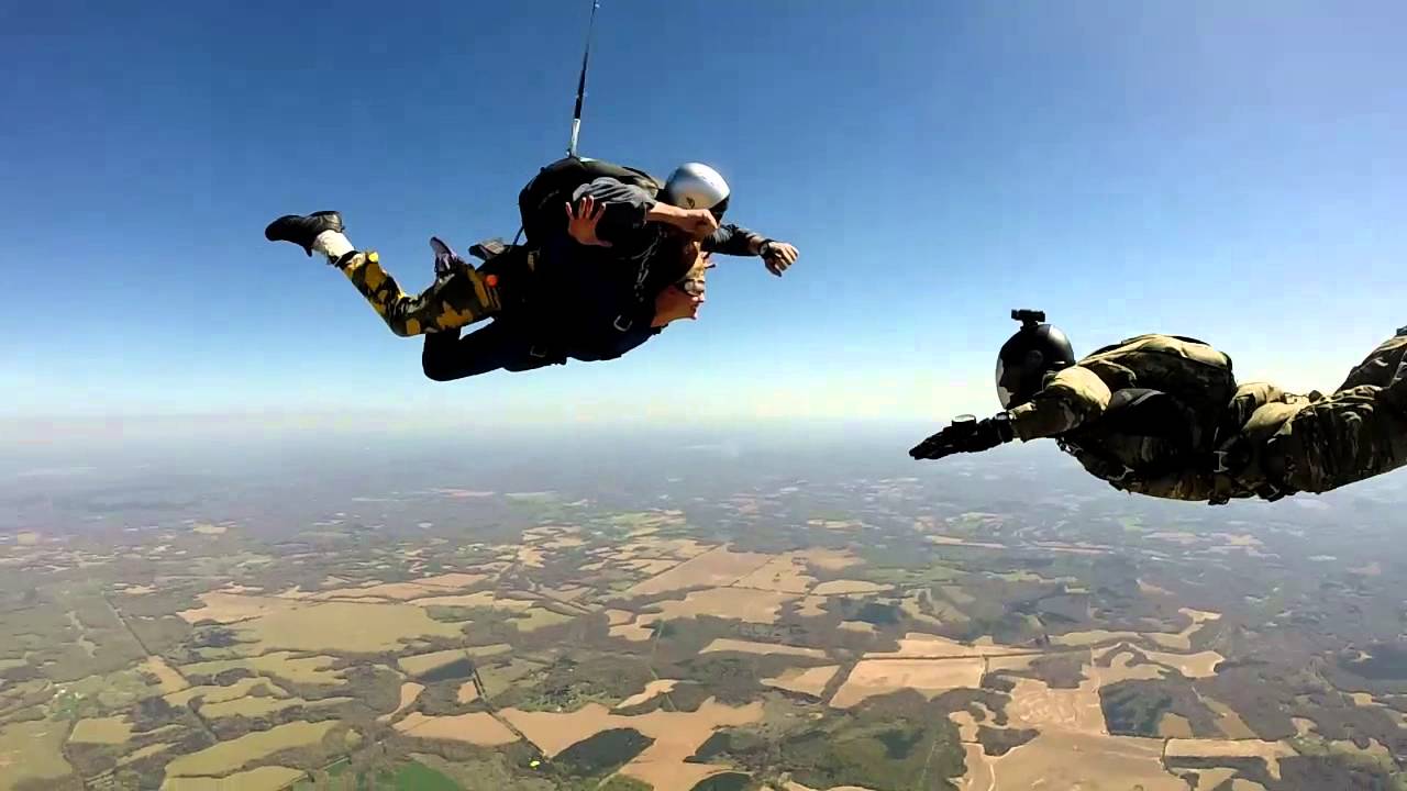 Alex Coker Tandem Video Skydiver
