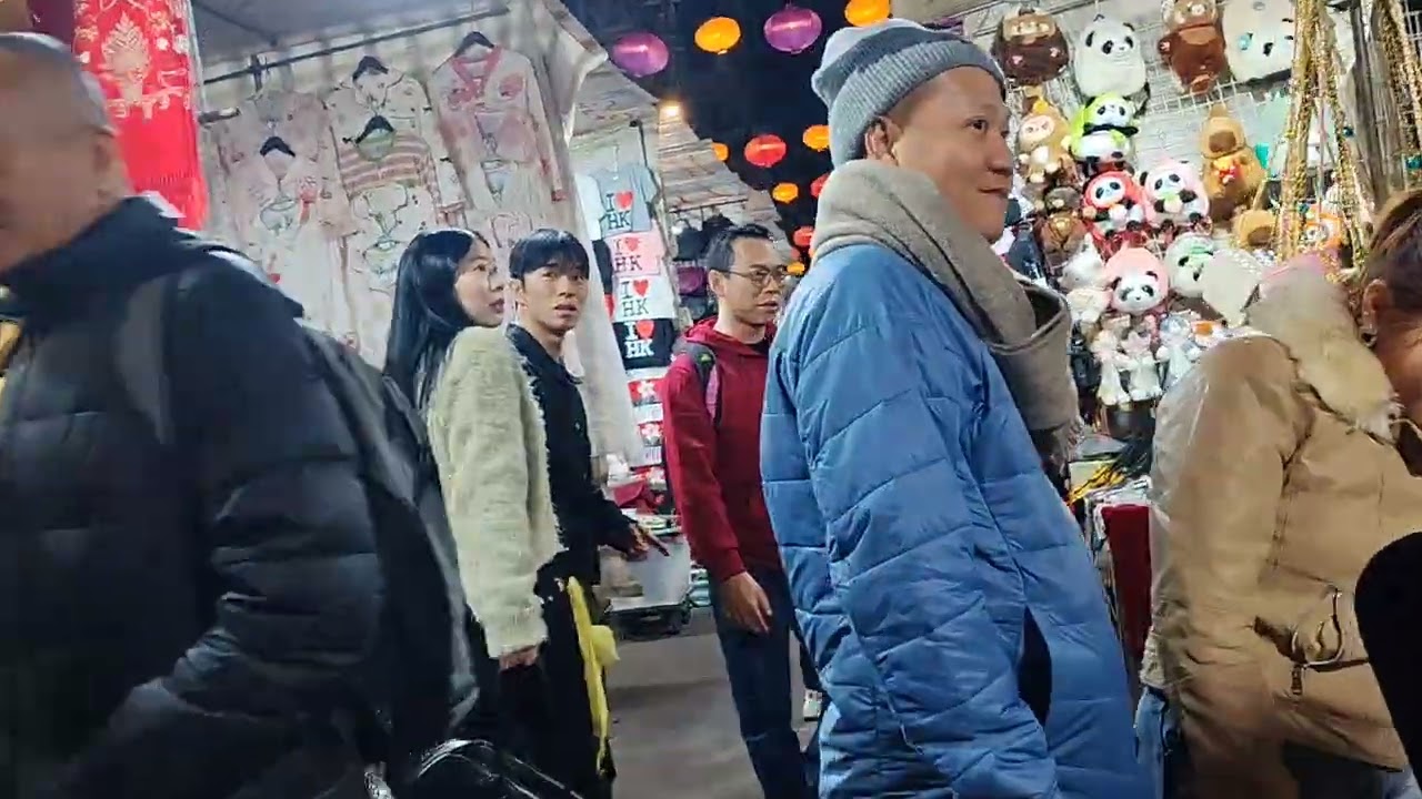 Hong Kong viral place night market 