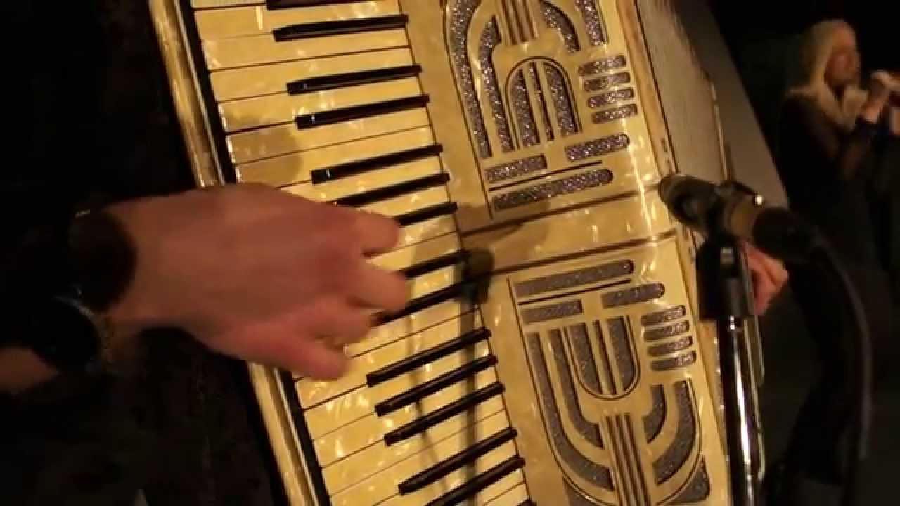 Dés / Legyen úgy - Peller Anna és Lukács Miklós