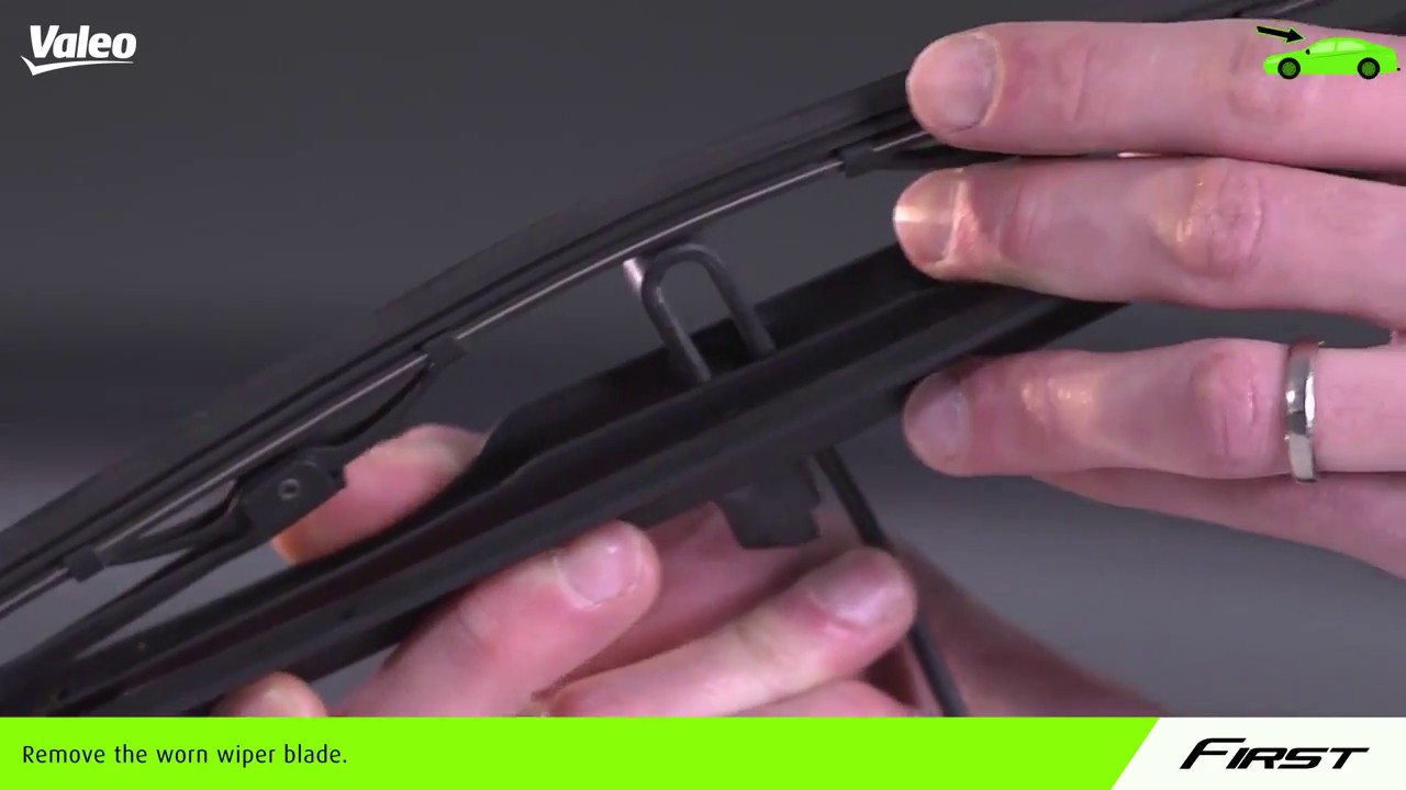 Valeo First Wiper Blade 'How to Fit' guide Hook