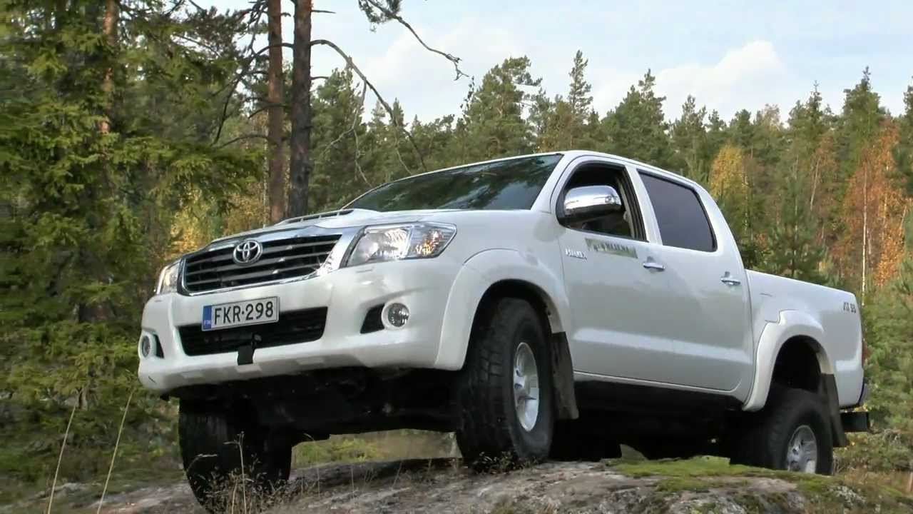 4x4 MAAILMA: Toyota Hilux 