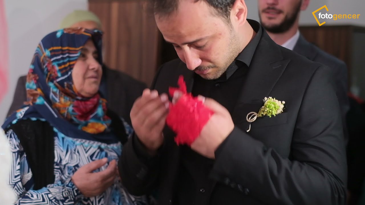 Gelin Kuşak Bağlaması ve Ayrılık Vakti İzleyen Ağlayacak