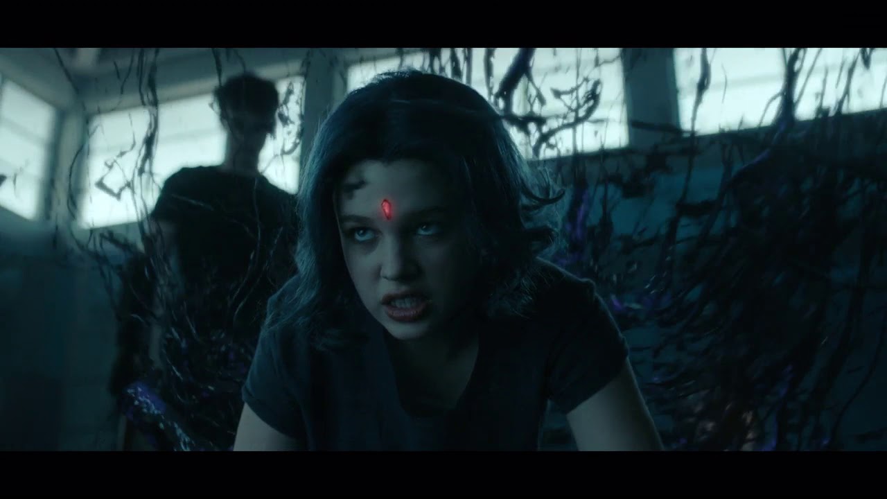 Clip Titans S02E03 Raven almost kill Robin