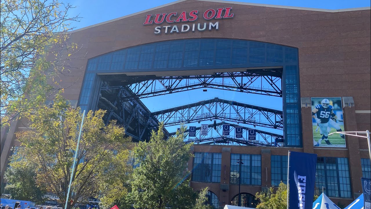Colts Cards and Lucas Oil Stadium 