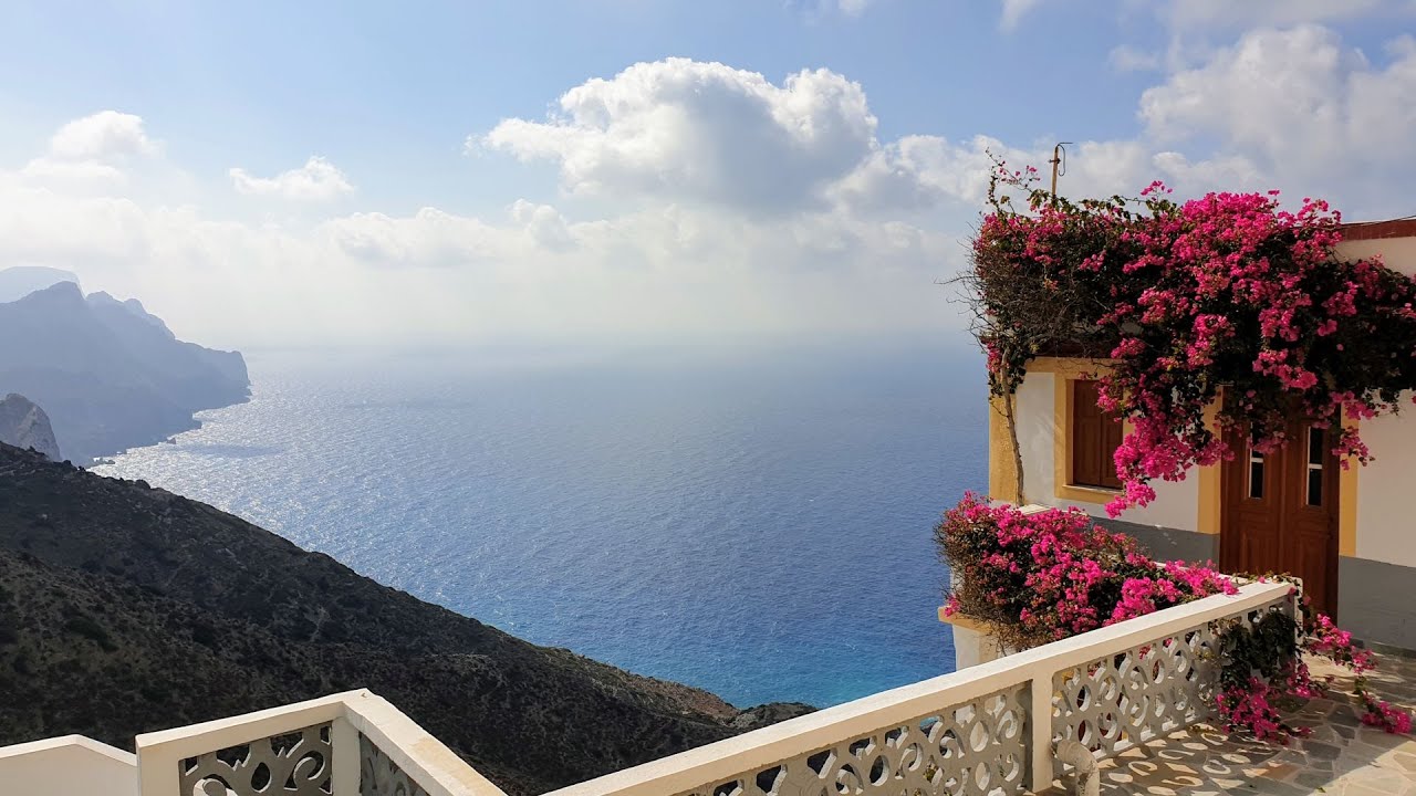 Island Karpathos, dziewicza mała wysepka