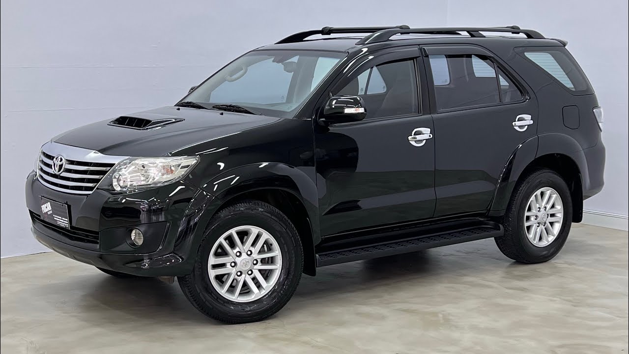Toyota Hilux SW4 SRV 3.0 Turbo 4x4 - 2014