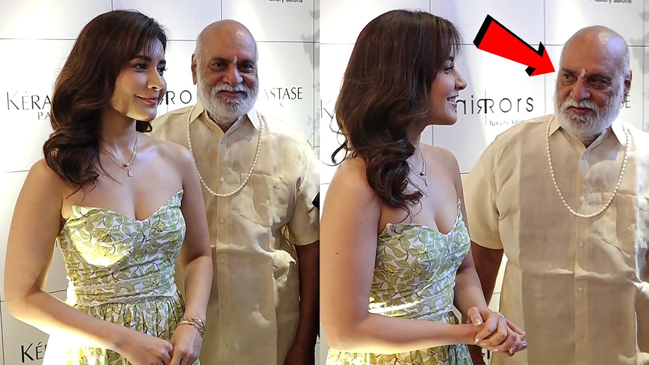 Raghavendra Rao & Raashii Khanna Visuals In Mirrors Luxury Salons Launched at Kavuri Hills |NewsBuzz