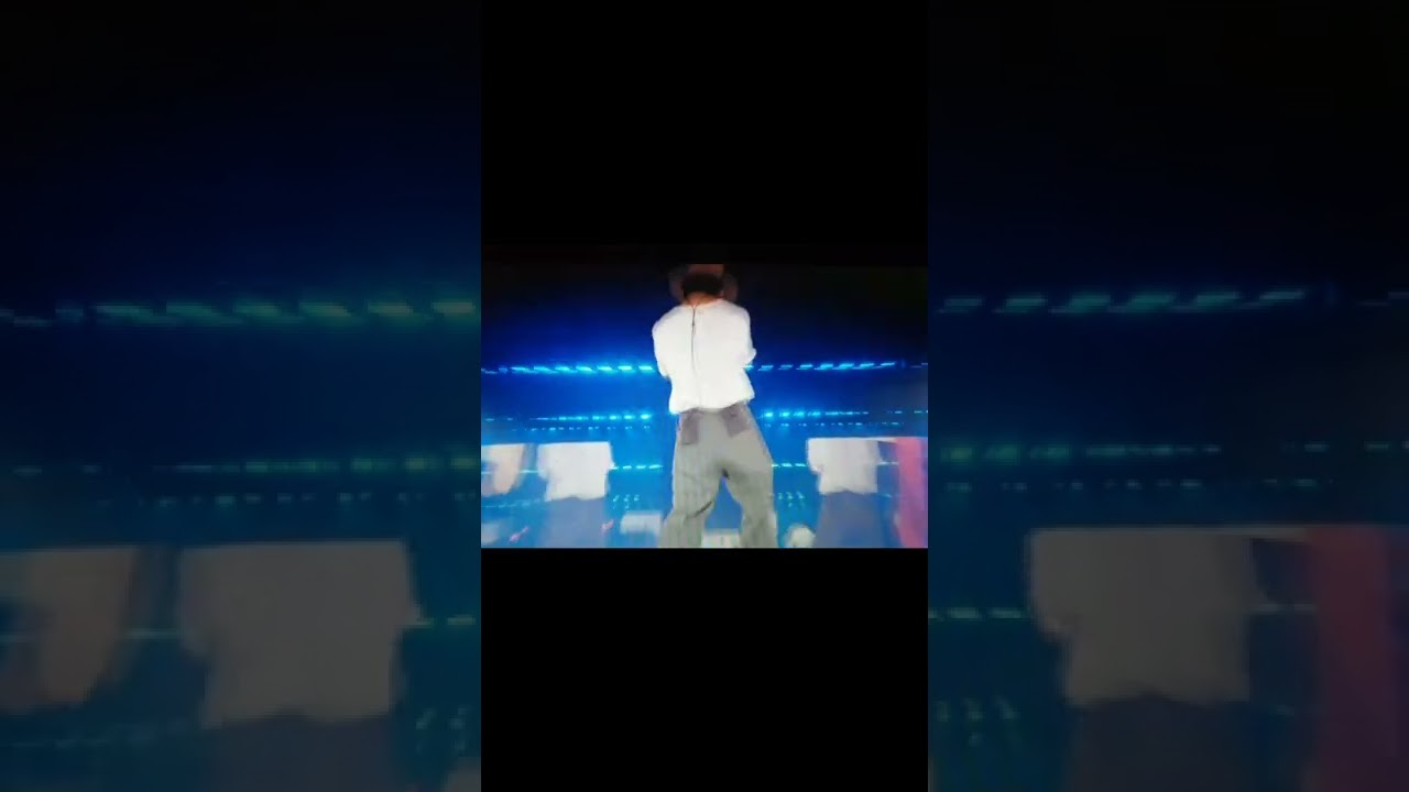Jungkook reaction on Taehyung at BTS Concert in Las Vegas Day 04 2022 #bts#ptd on stage #taehyung