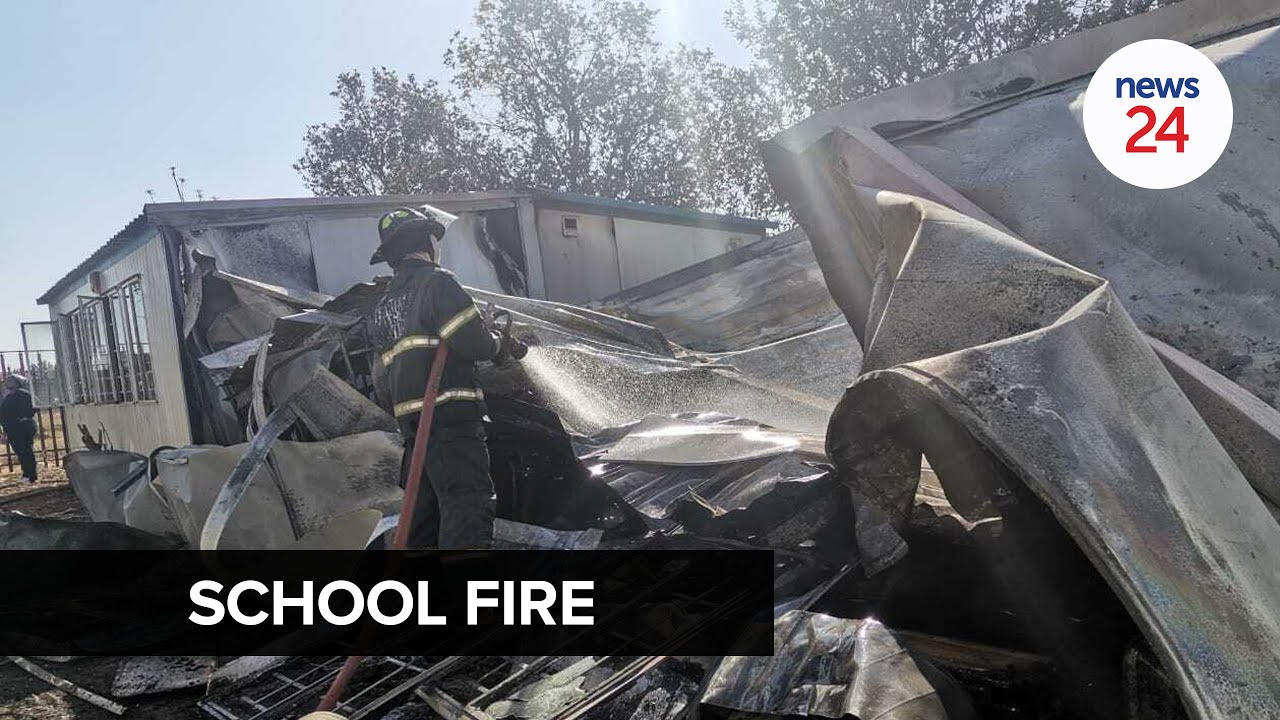 WATCH | Fire destroys classrooms at Ekurhuleni school