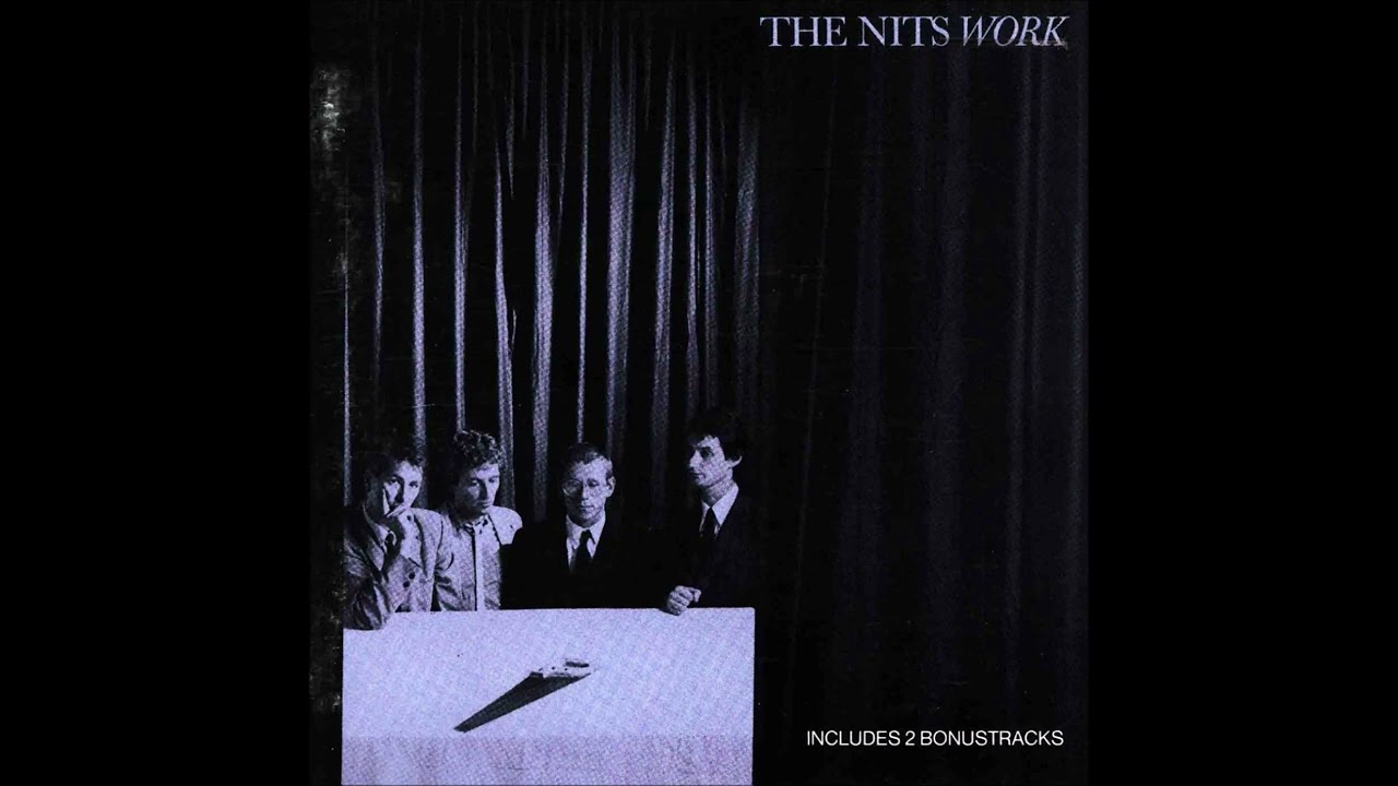 B1-The Nits-Tables and Chairs