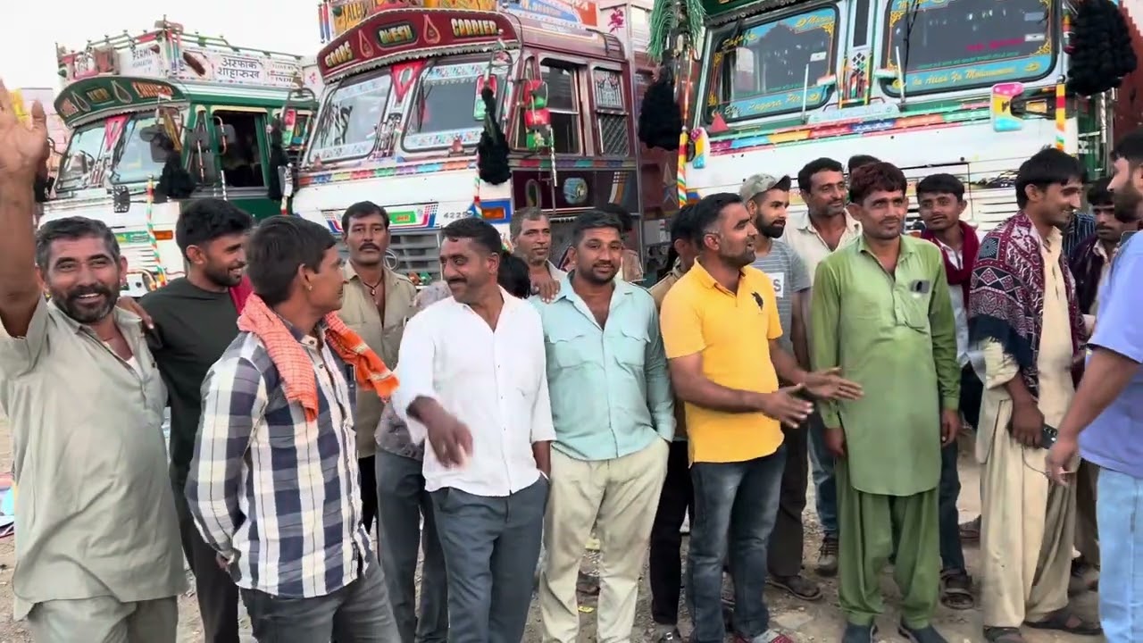Rate Down💔|| Hamari Trucks ko Load Nahi Mil raha Hai🙃|| Kashmir Apple Market 🙏
