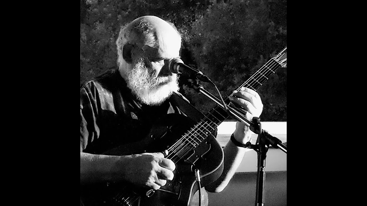 Nola, performed on guitar by Vo Fletcher, composed by Felix Arndt.