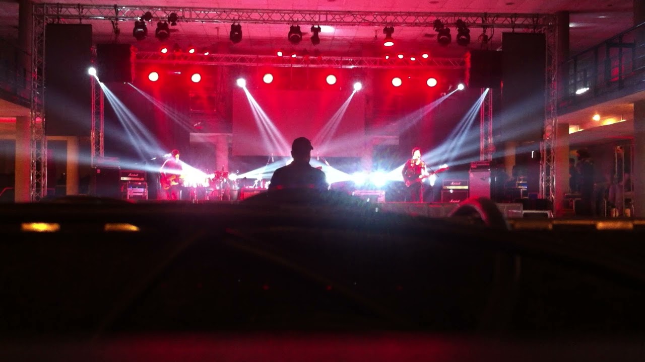 WE ARE THE GRAND PIENSO EN TI PRUEBA DE SONIDO FERIA PULSAR