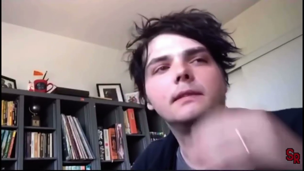 Gerard Way 2015 periscope / check in