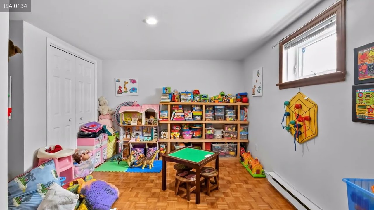 655 Rue de la Coulée, Sainte-Julie QC J3E 1J9, Canada