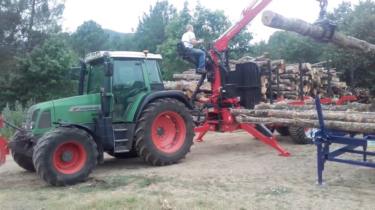 chargement de bois avec remorque AGRIDUARTE RF 16