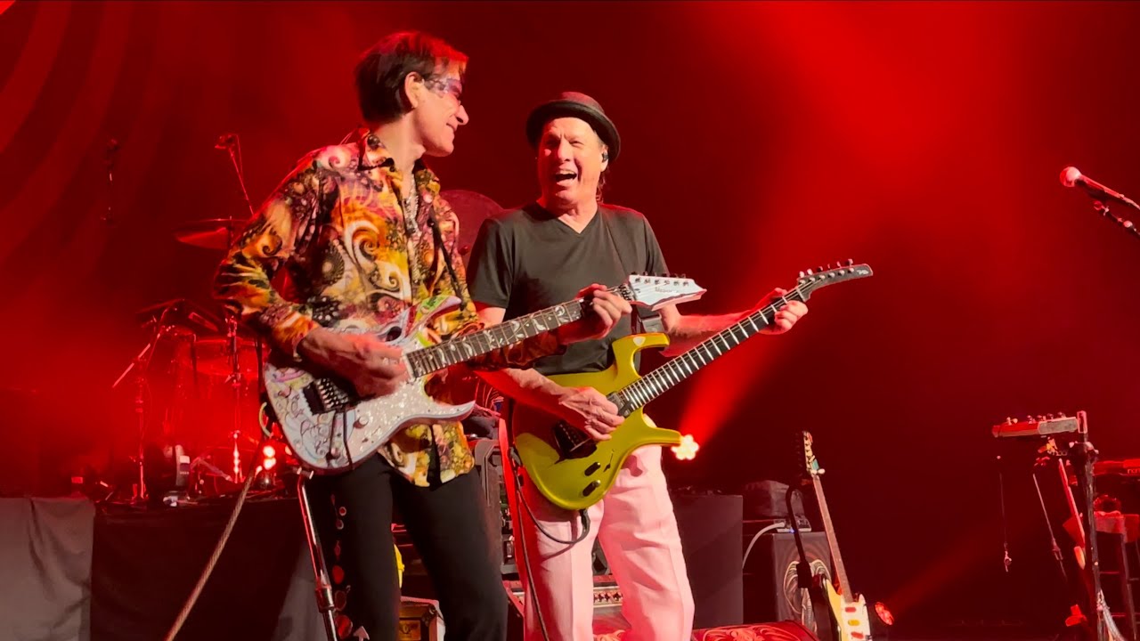 BEAT (King Crimson) - Red • 2024-12-08 • Kings Theatre, Brooklyn, NY • 4K