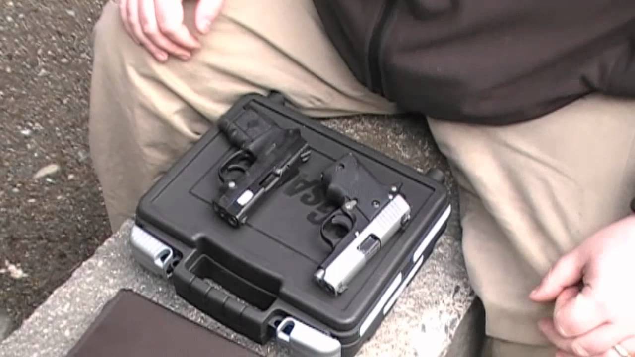 Sig P238 vs S&W Bodyguard 380: Size & Feature Comparison