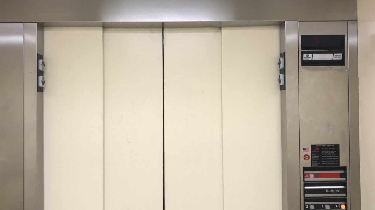 Center 2 Speed Door Elevator at Charles M Murphy Center