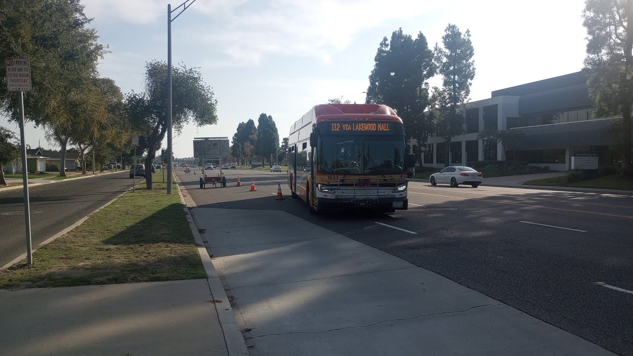 2018 Long Beach Transit New Flyer XN40 1833