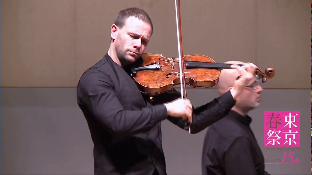Amihai Grosz plays Schumann