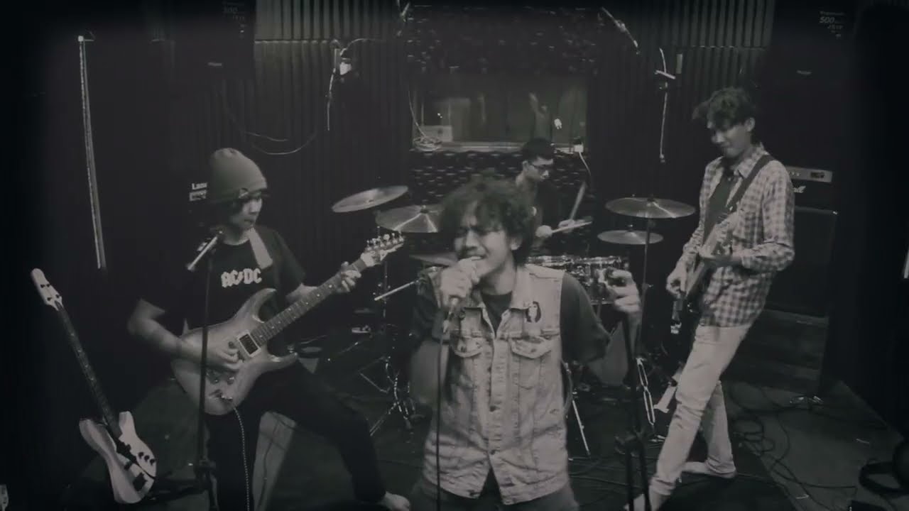 Just Make A Sound - Ambisi Siluman Kera ( Official Video )