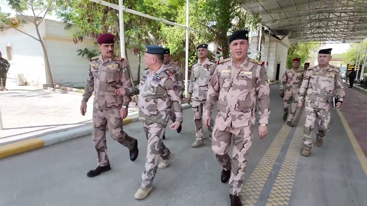 رئيس أركان الجيش يزور قيادة الدفاع الجوي