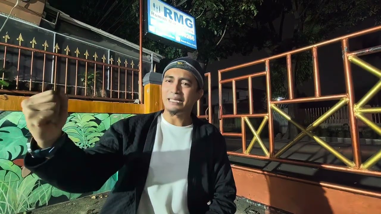 ADITYA PRAYOGA RUMAH MAKAN GRATIS 