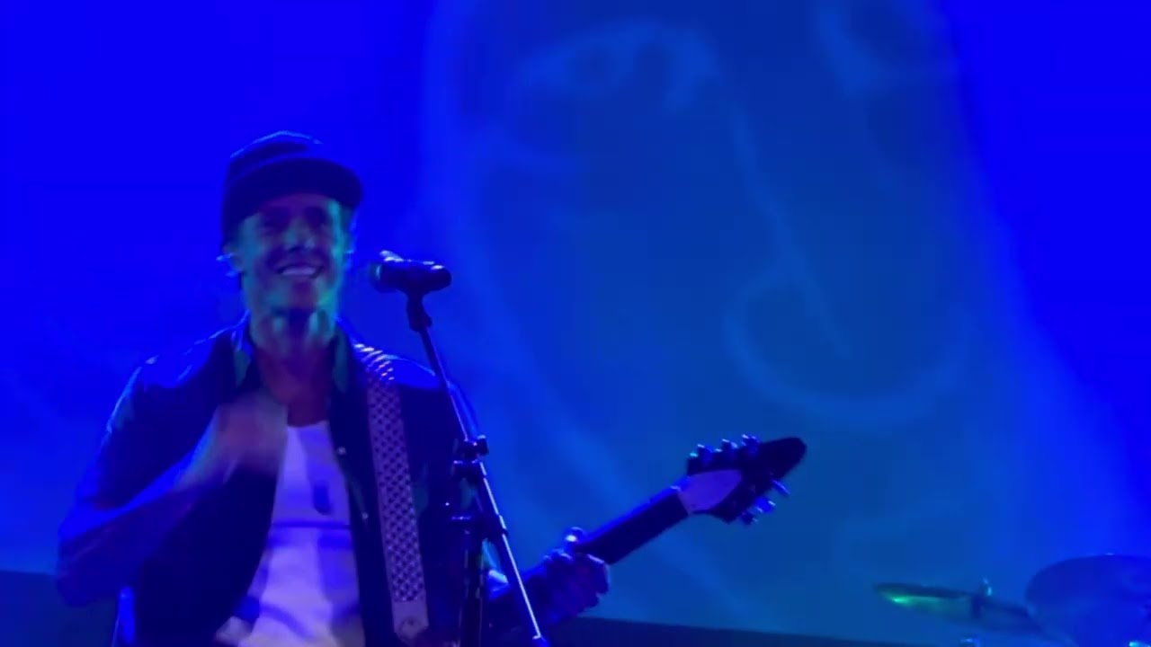 K’s Choice -Not an addict ( Effenaar, Eindhoven, 04-10-2025 )