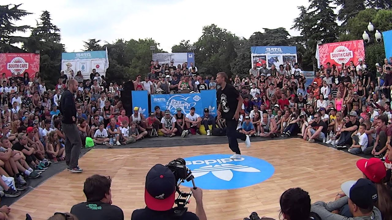 robin (top 9) vs in-tact (ruffneck attack) yalta summer jam 2014
