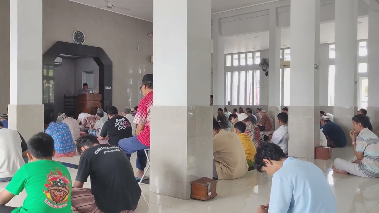 Sholat Jum'at 3-1-2025 di Masjid Al-Mu'minun Kel. Bendan Ngisor Kec. Gajahmungkur Kota Semarang