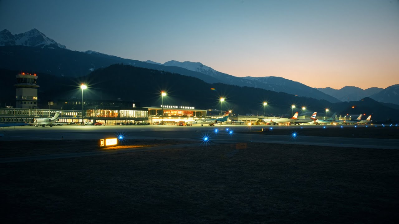 Inns`bruck Airport presents: „Mit den Alpen verbunden - Winterbetrieb am Flughafen Innsbruck“