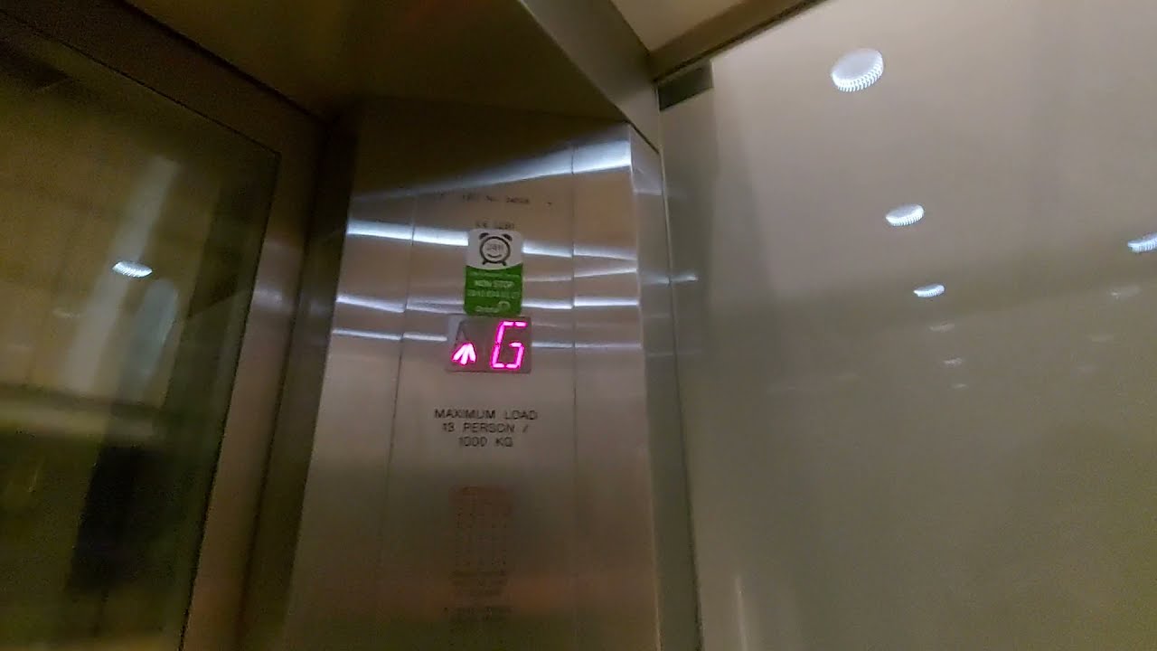 Advance Lift @ Zara in Chester