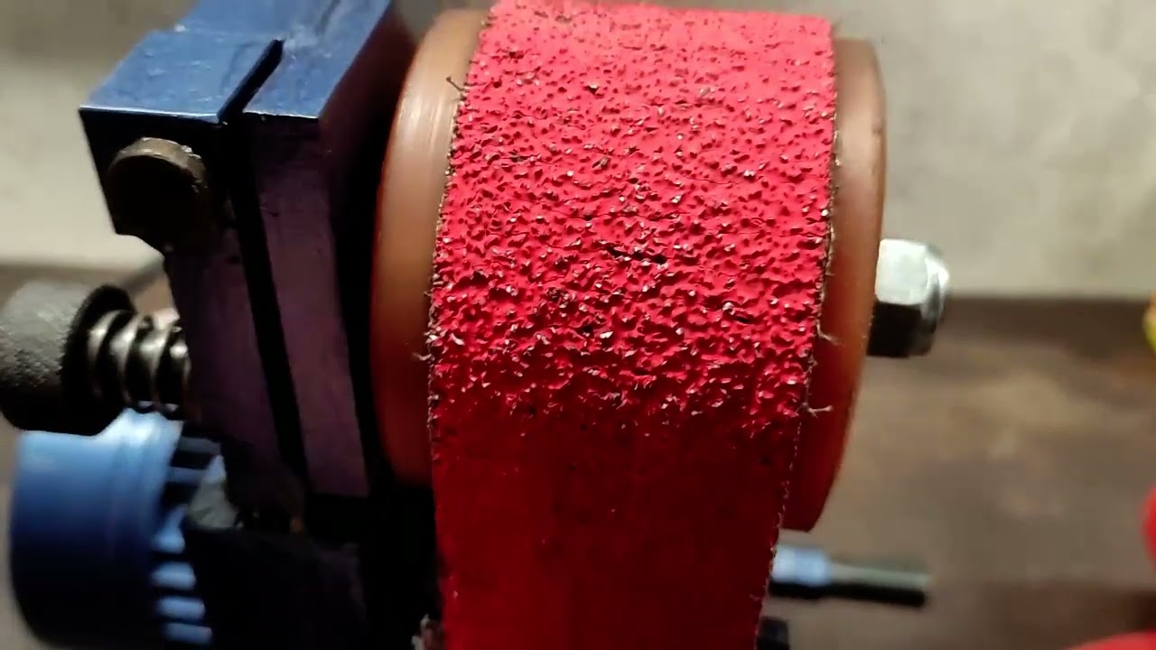 stoln&iacute; p&aacute;sov&aacute; bruska - table belt grinder