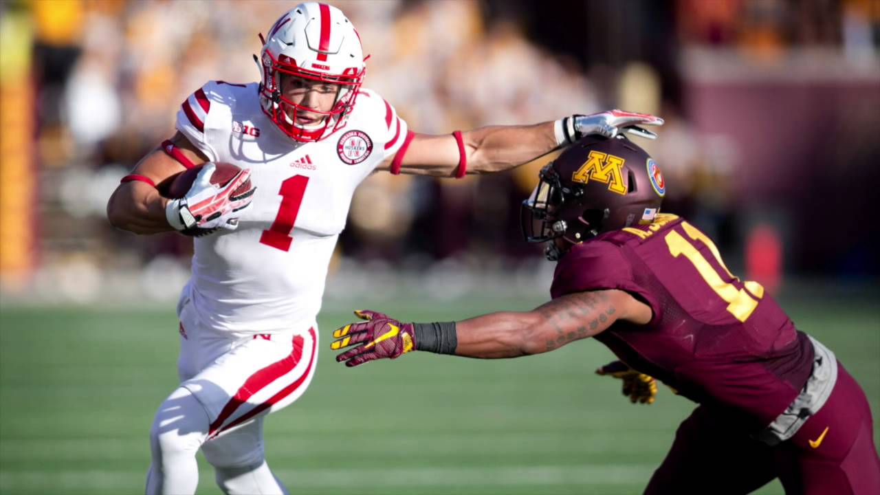 Riley and Mora excited about Foster Farms Bowl
