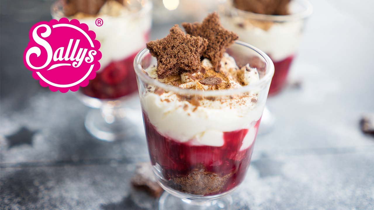 Weihnachts-Dessert Schwarzwälder Kirsch Art mit roter Grütze und Lebkuchenteig / Sallys Welt