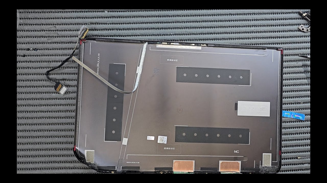 Replacing the LCD Cover Bezel Upper Case Bottom on Samsung Galaxy Book3 NP750XFH