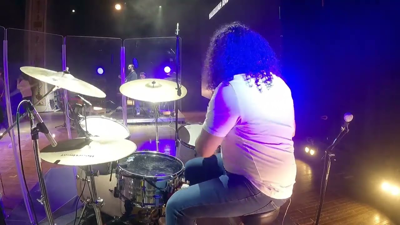 Look At What The Lord Has Done - The Belonging Co (Racoondrummer)