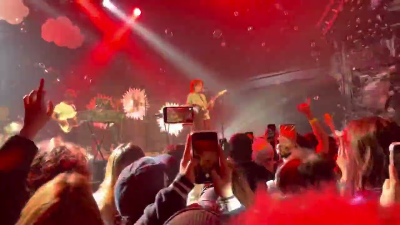 Devil Town - Cavetown (Live at Terminal 5 on March 25, 2022)